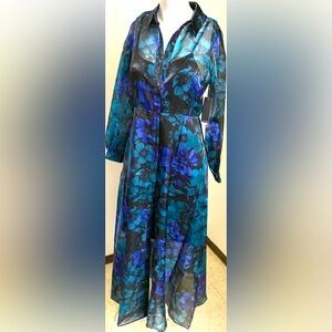 NWT Julia Jordan floral beautiful long sleeve dress.